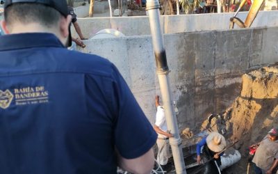 Repara OROMAPAS tubería dañada por empleados federales en Bucerías